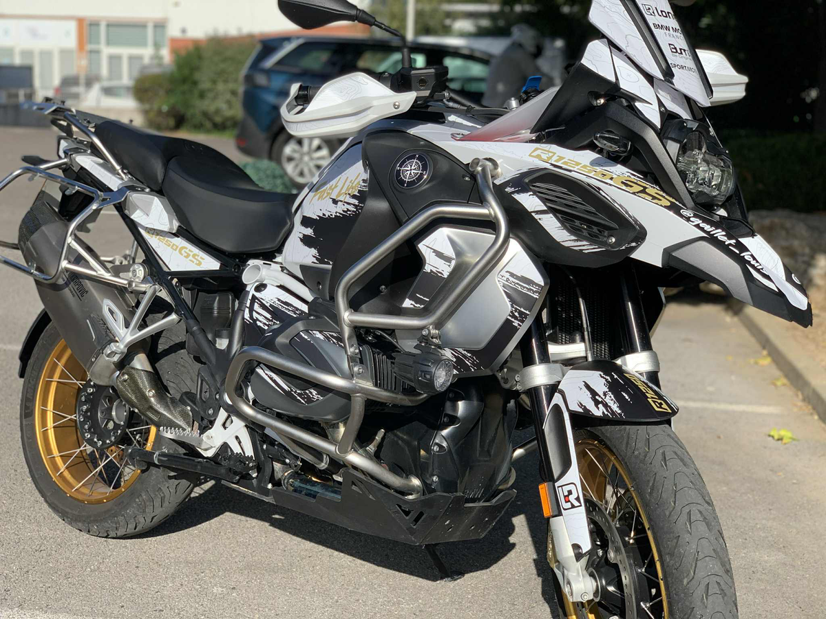 Kit Déco BMW R 1250 GS Adventure GSA (2019-2026+) – Stickers Moto | Burn-Out Design