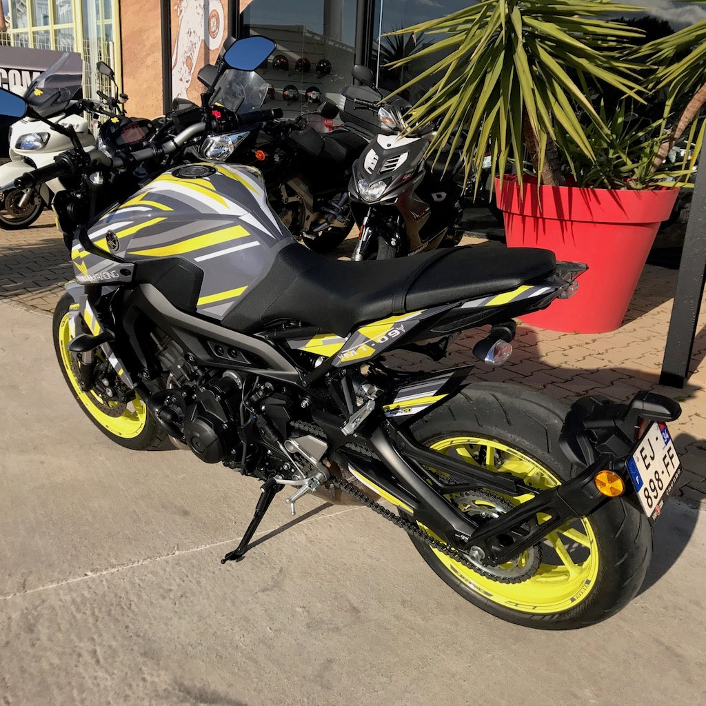 YAMAHA MT09 (2014 ou 2017)