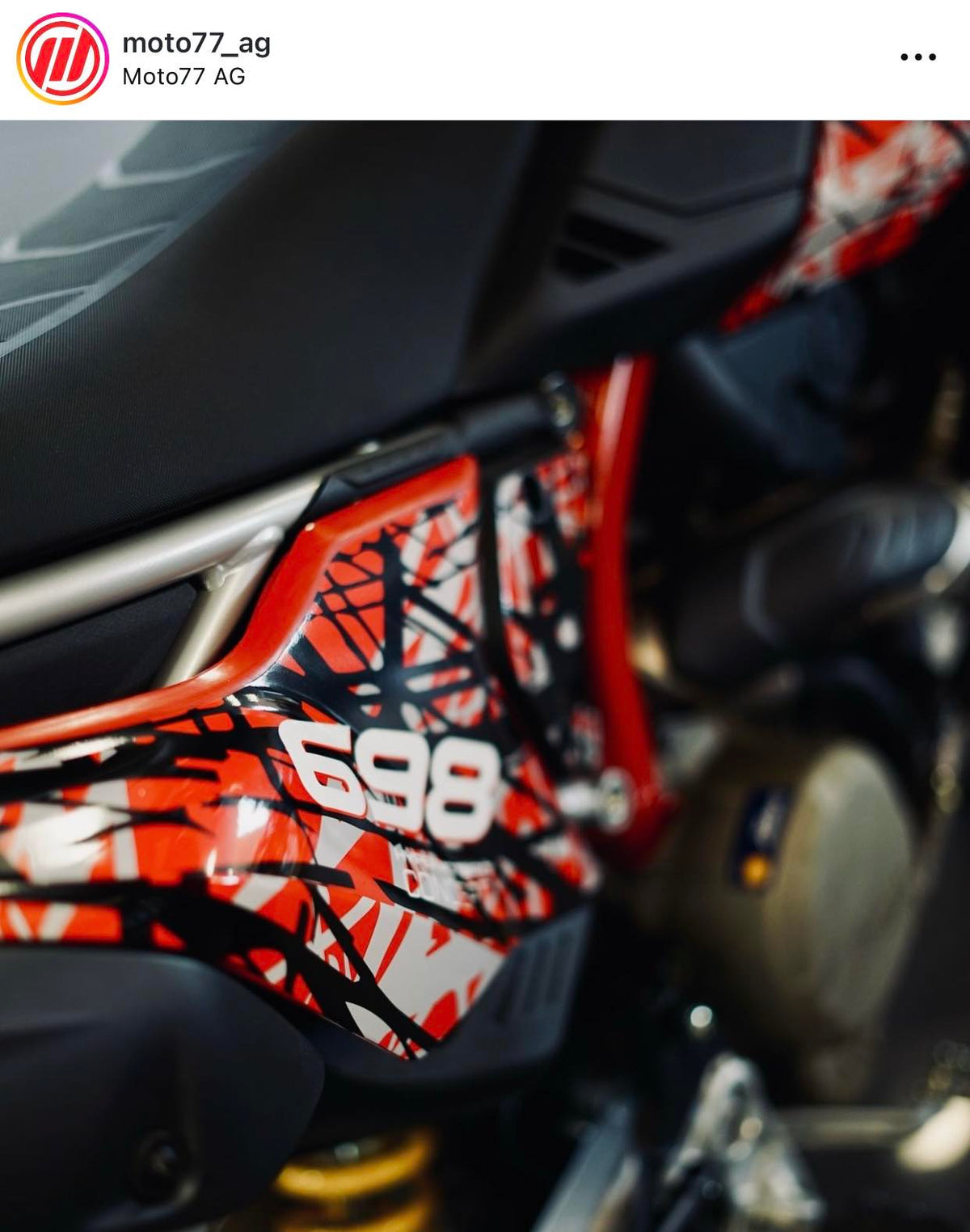 Kit Déco Ducati Hypermotard 698 Mono (2024+) – 8 Graphismes Full Cover, WSBK, Pramac, MM93, FB63 | Made in France