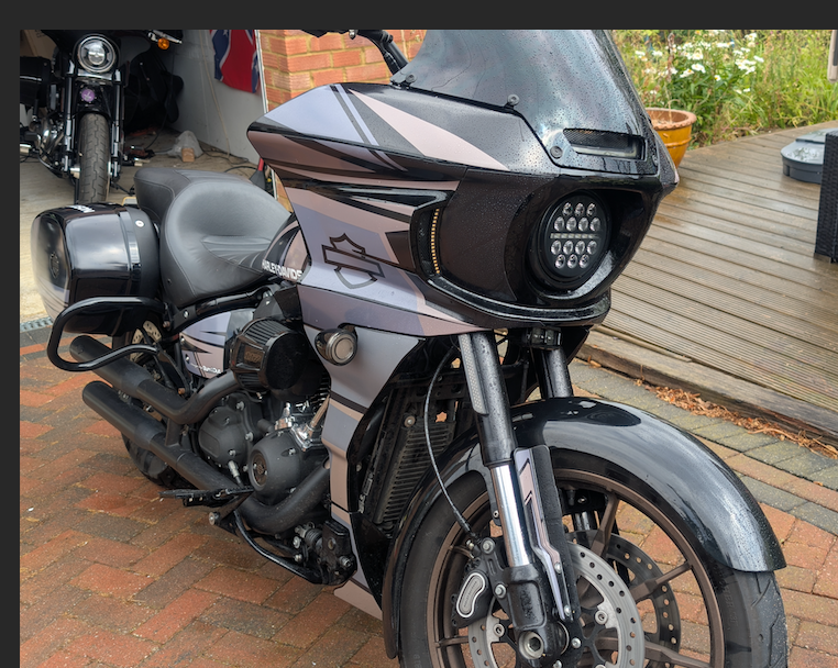 Kit Déco Harley-Davidson Low Rider ST (2022+) — 22 Designs | Stickers Vinyle HD | Made in France