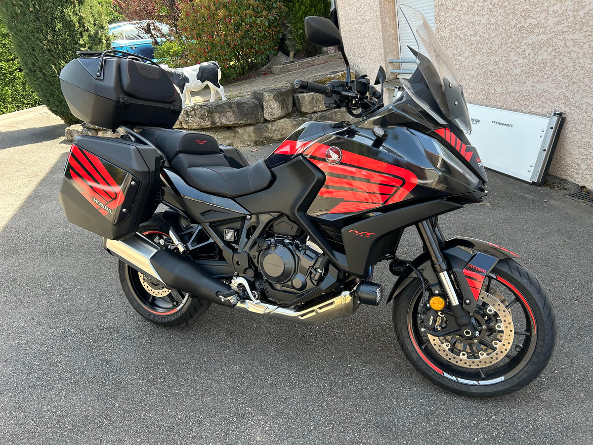Kit Déco Honda NT1100 (Coloris 2022 à 2024) — AILES, BOL, LINE, Fireblade, Speed | Stickers Valises & Jantes | Burn-Out-Design