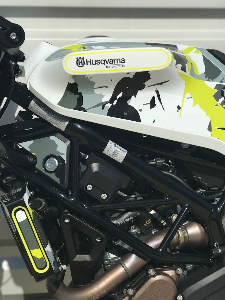 Déco "DYNAMIK" FULL pour Moto VITPILEN / SVARTPILEN 401 (2017 à 2023) )
