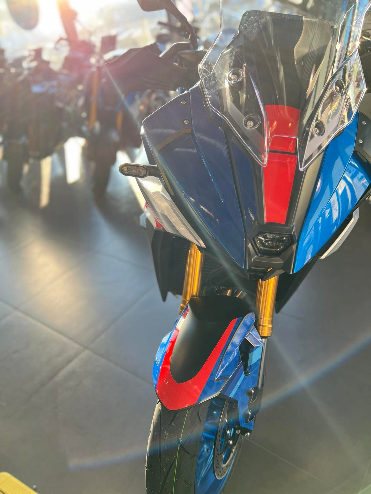 Kit déco Suzuki GSX-S1000GX 2024+ – RACING et SZK