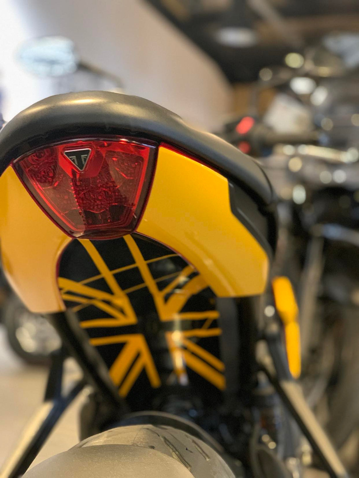 TRIDENT 660 (2021 à 2025 ) FULL