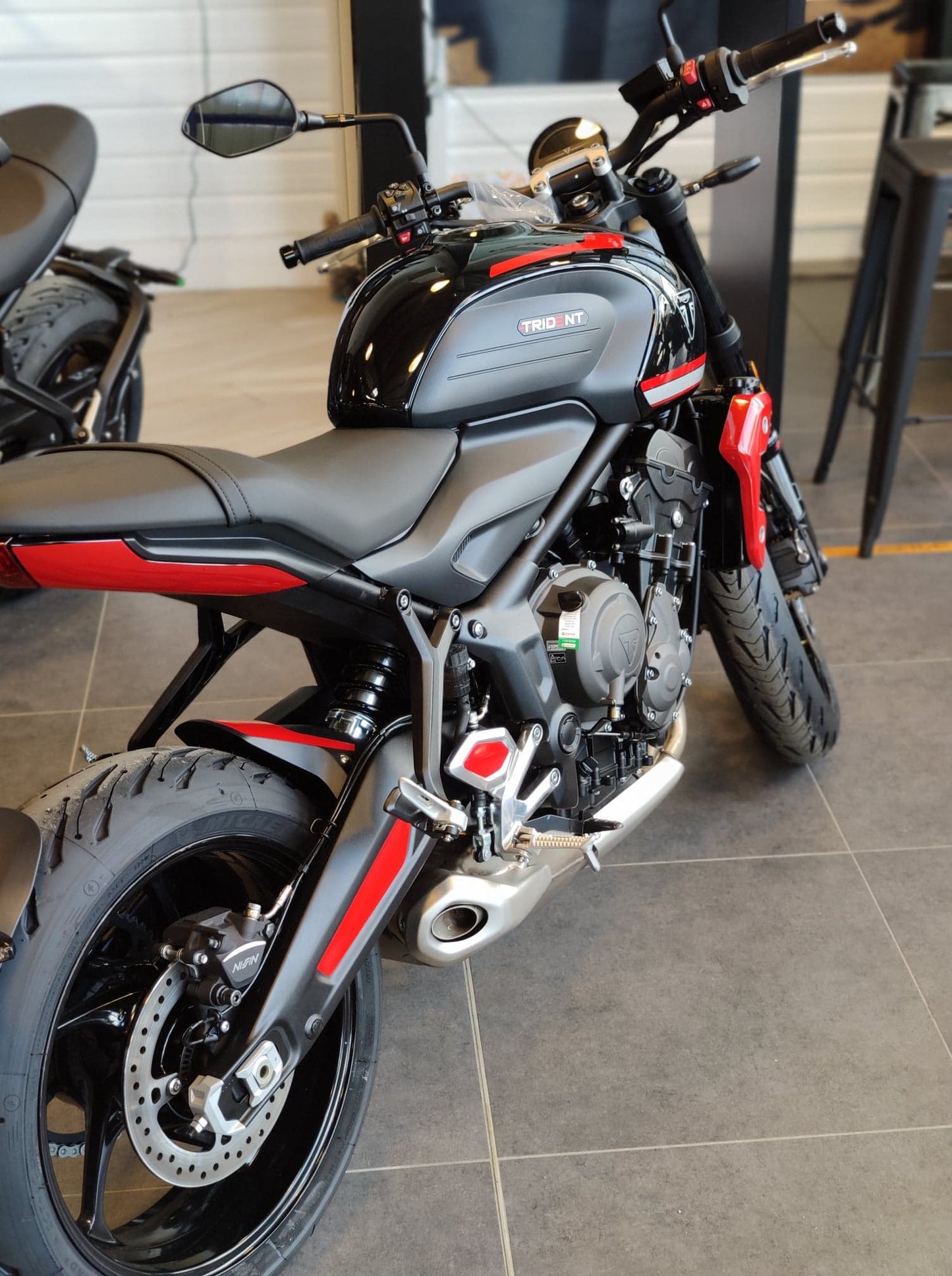 TRIUMPH TRIDENT 2021+ FULL