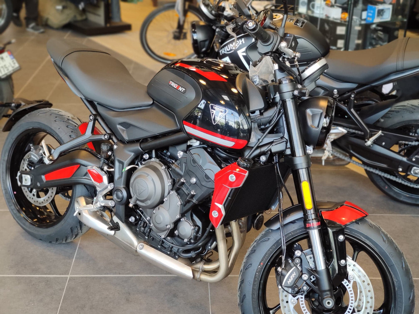 TRIUMPH TRIDENT 2021+ FULL