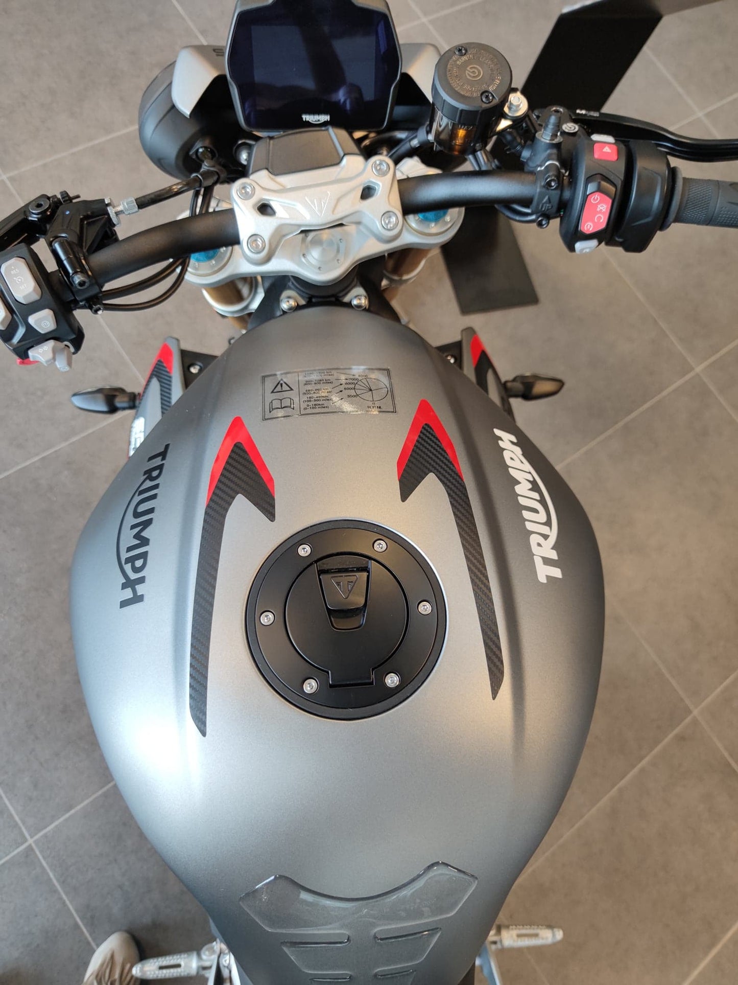 TRIUMPH SPEED TRIPLE RS 2018/2019 (DEUX Couleurs)