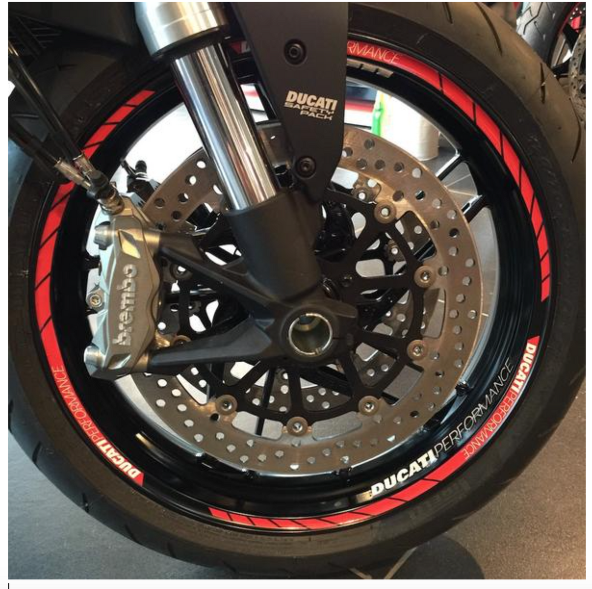 Stickers de jantes Ducati à rebords – kit pour les deux roues