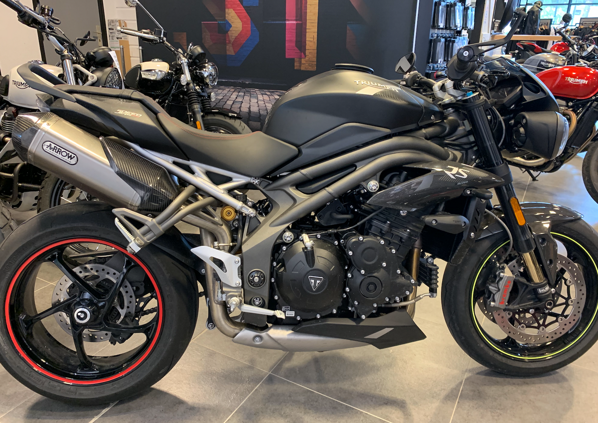 Liserés de jantes moto 17 pouces – 16 pièces, 18 coloris