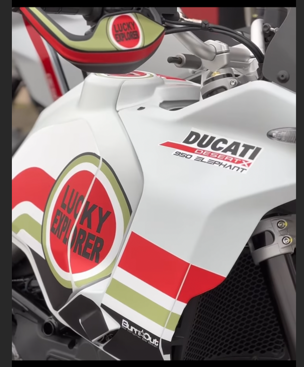 DESERT X (2022 +)