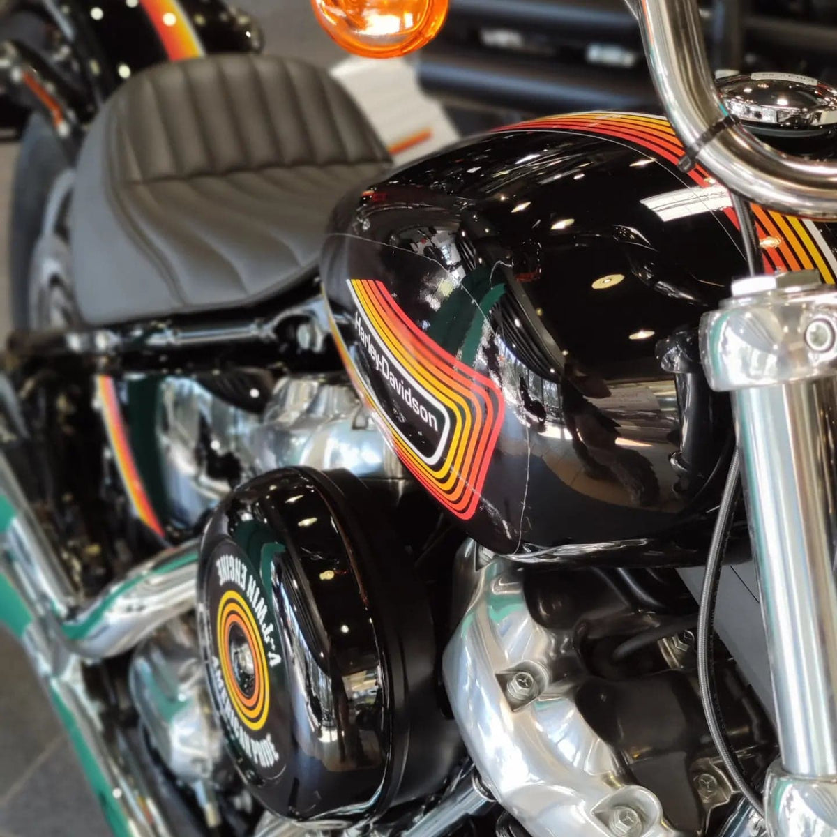 Harley-Davidson Softail Standard / Street Bob Decal Kit (2022+) – 5 Designs | Burn-Out-Design