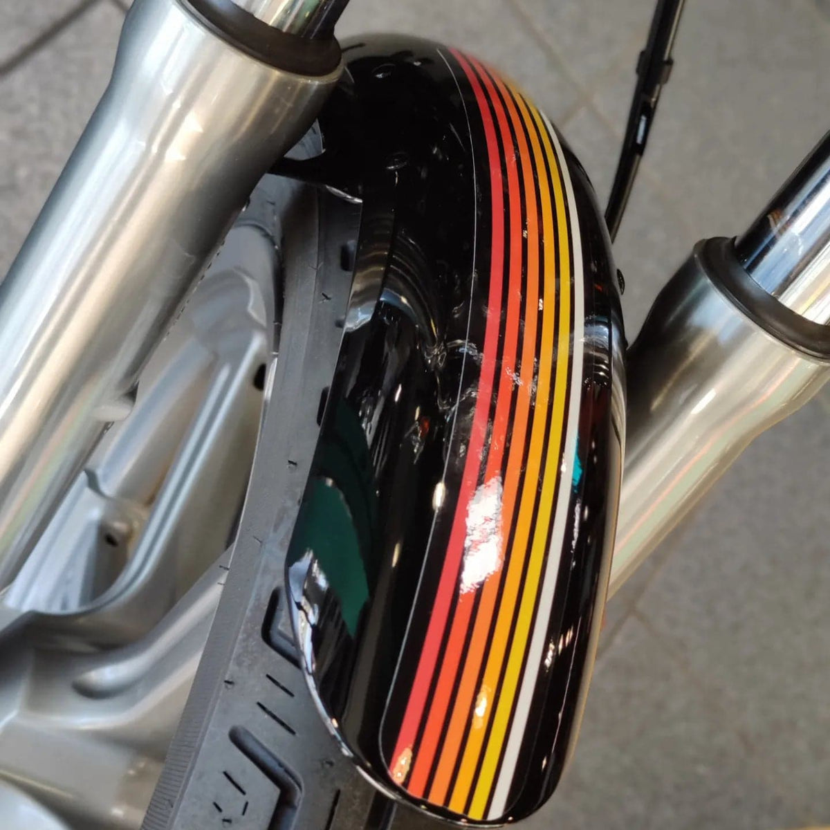 HARLEY-DAVIDSON-FXST-SOFTAIL-STANDARD-personnalisation-kit-deco-stickers-burn-out-design-couleurs