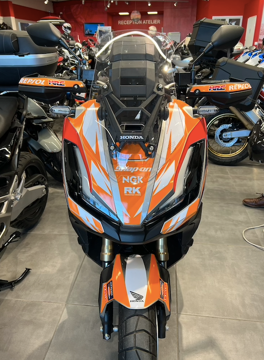 Kit Déco Honda ADV 350 2022+ – 4 Designs Full Cover : REPSOL, DAKAR, CAMO, HRC | Made in France