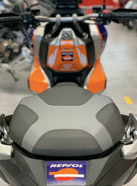 Kit Déco Honda ADV 350 2022+ – 4 Designs Full Cover : REPSOL, DAKAR, CAMO, HRC | Made in France