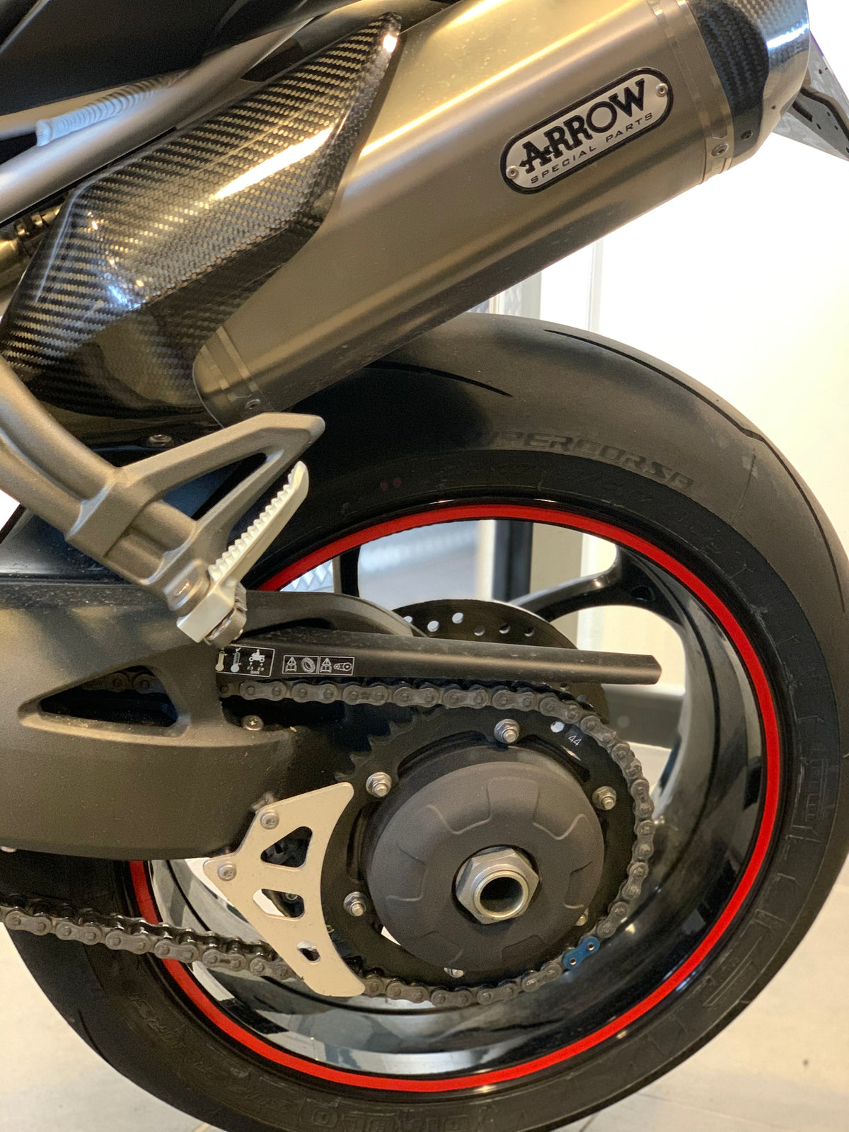 Liserés de jantes moto 17 pouces – 16 pièces, 18 coloris
