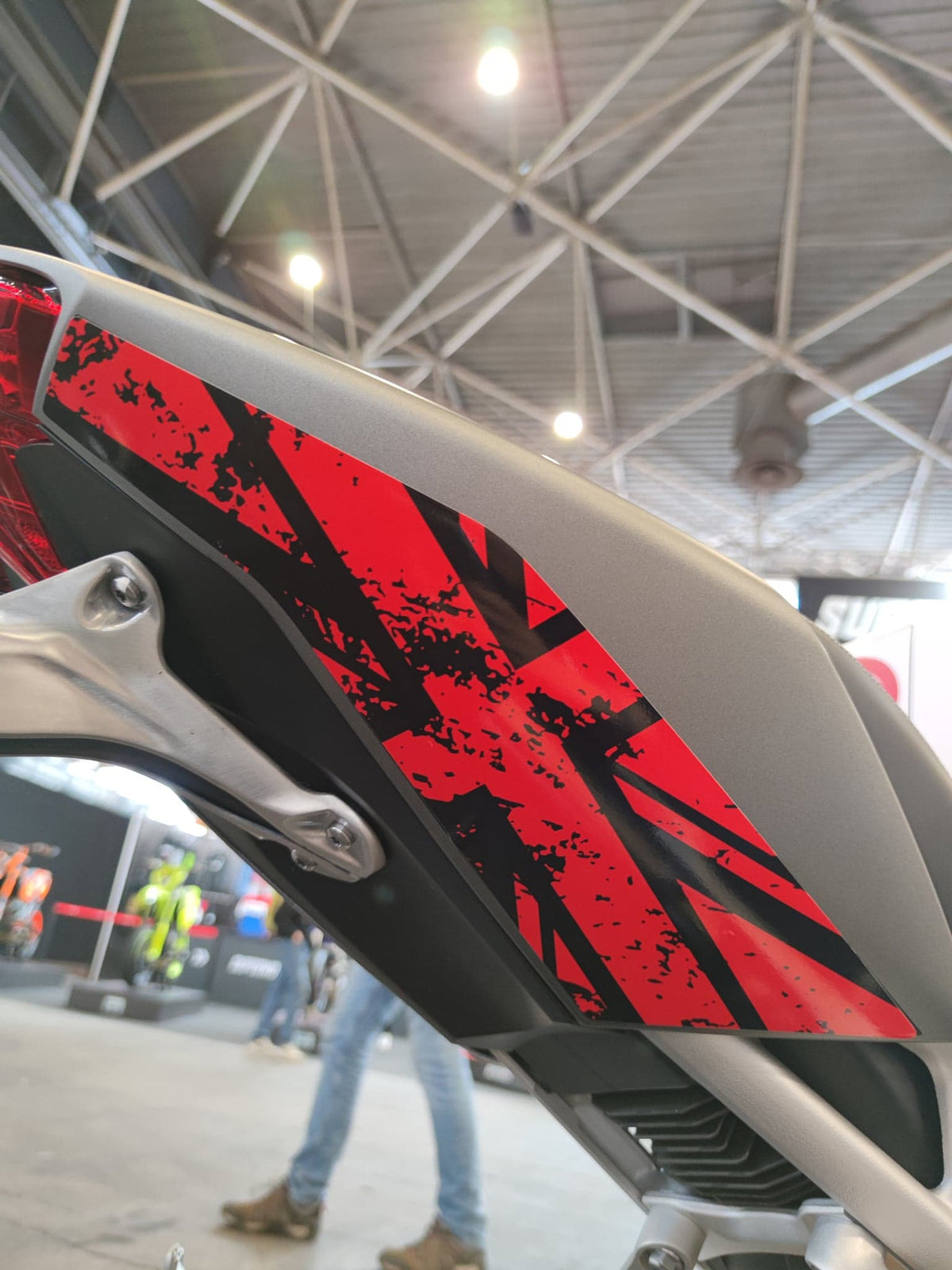 Stickers Passage de Roue Triumph – Street Triple, Trident, Speed RS | Burn-Out-Design