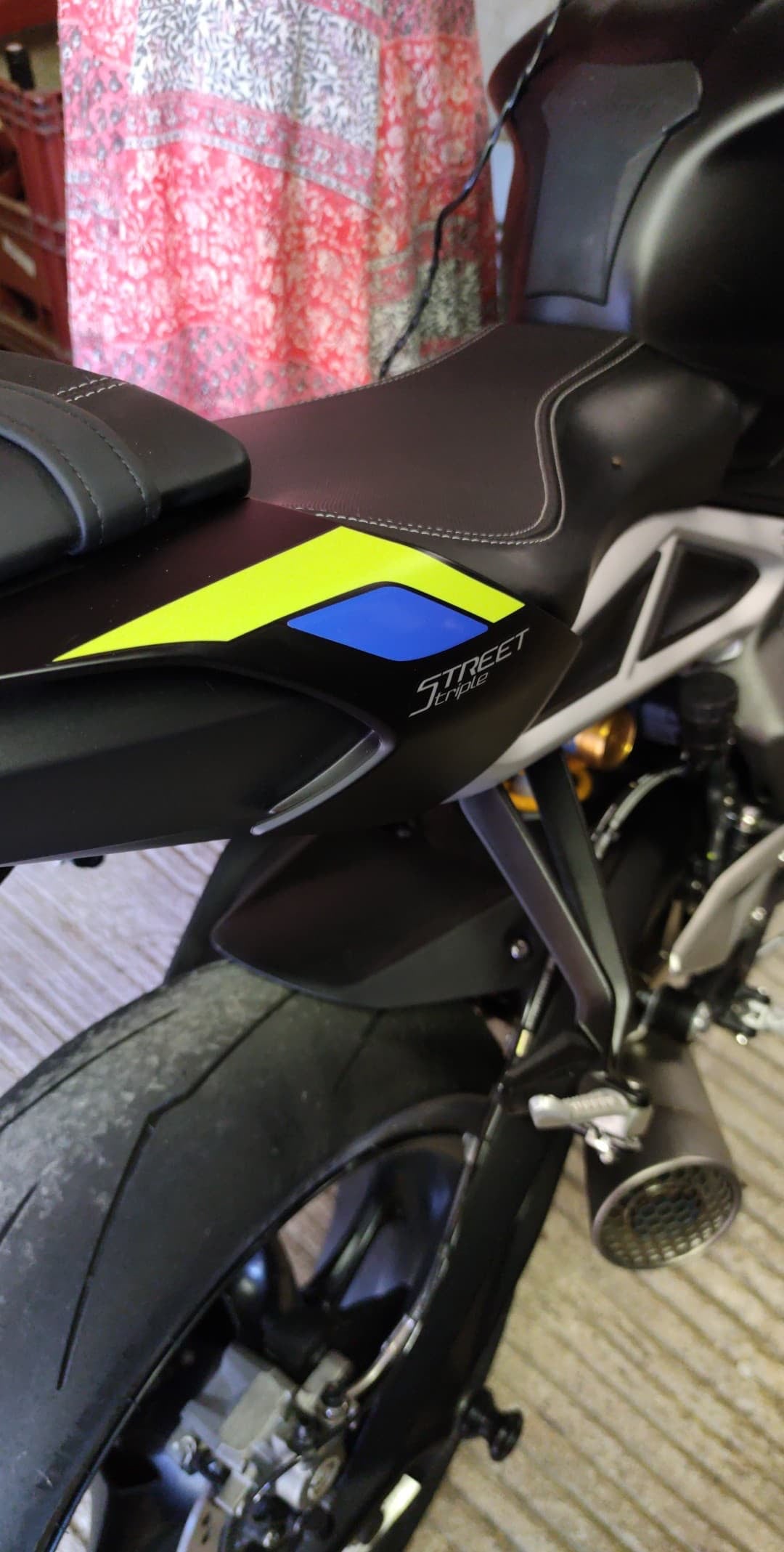Kit Déco Triumph Street Triple RS 2020-2021 – Recouvrement 2 Couleurs | Burn-Out-Design