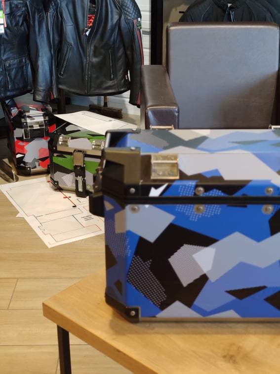 VALISES et TOP CASE "EXPEDITION" : personnalisation