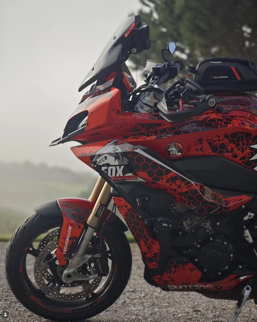 kit-deco-moto-personnalisation-moto-stickers
