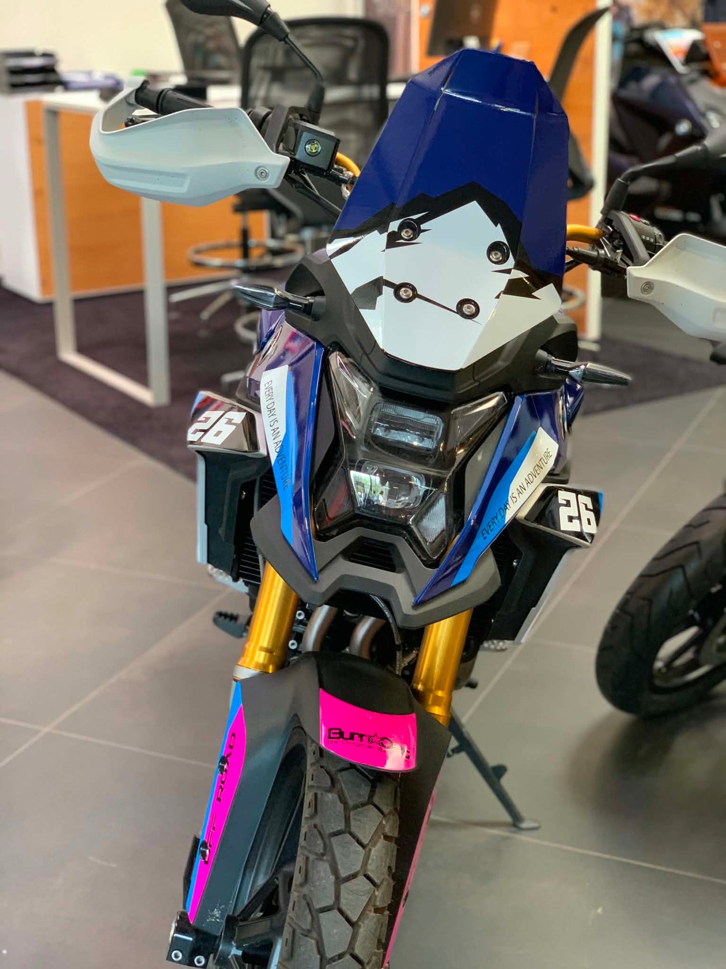 Kit Déco BMW F 450 GS (2026+) – Stickers Moto Personnalisés