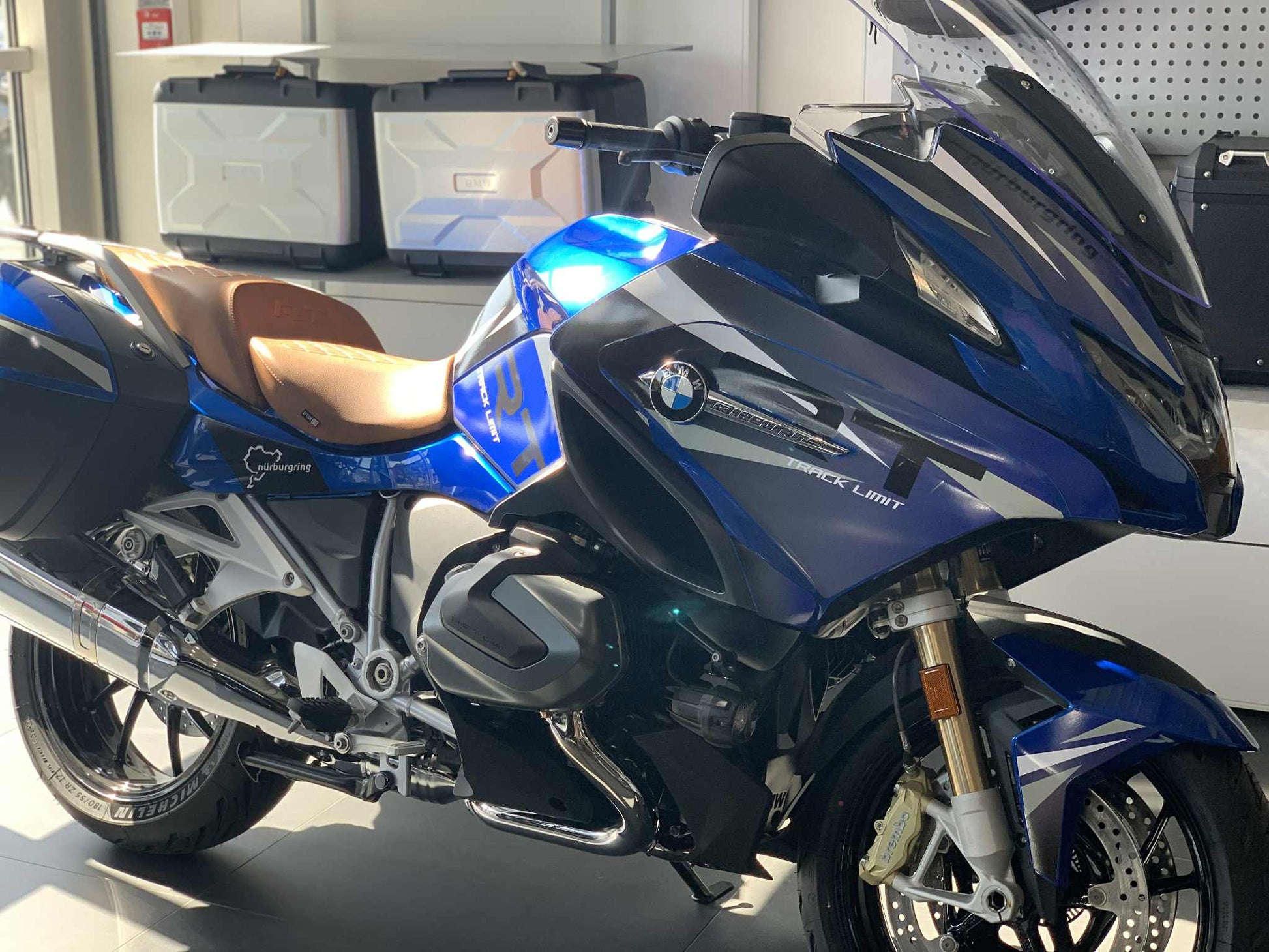 BMW MOTORRAD R 1250 RT carrosserie bleue avec kit déco NURBURGRING Bleu – stickers moto touring Made in France