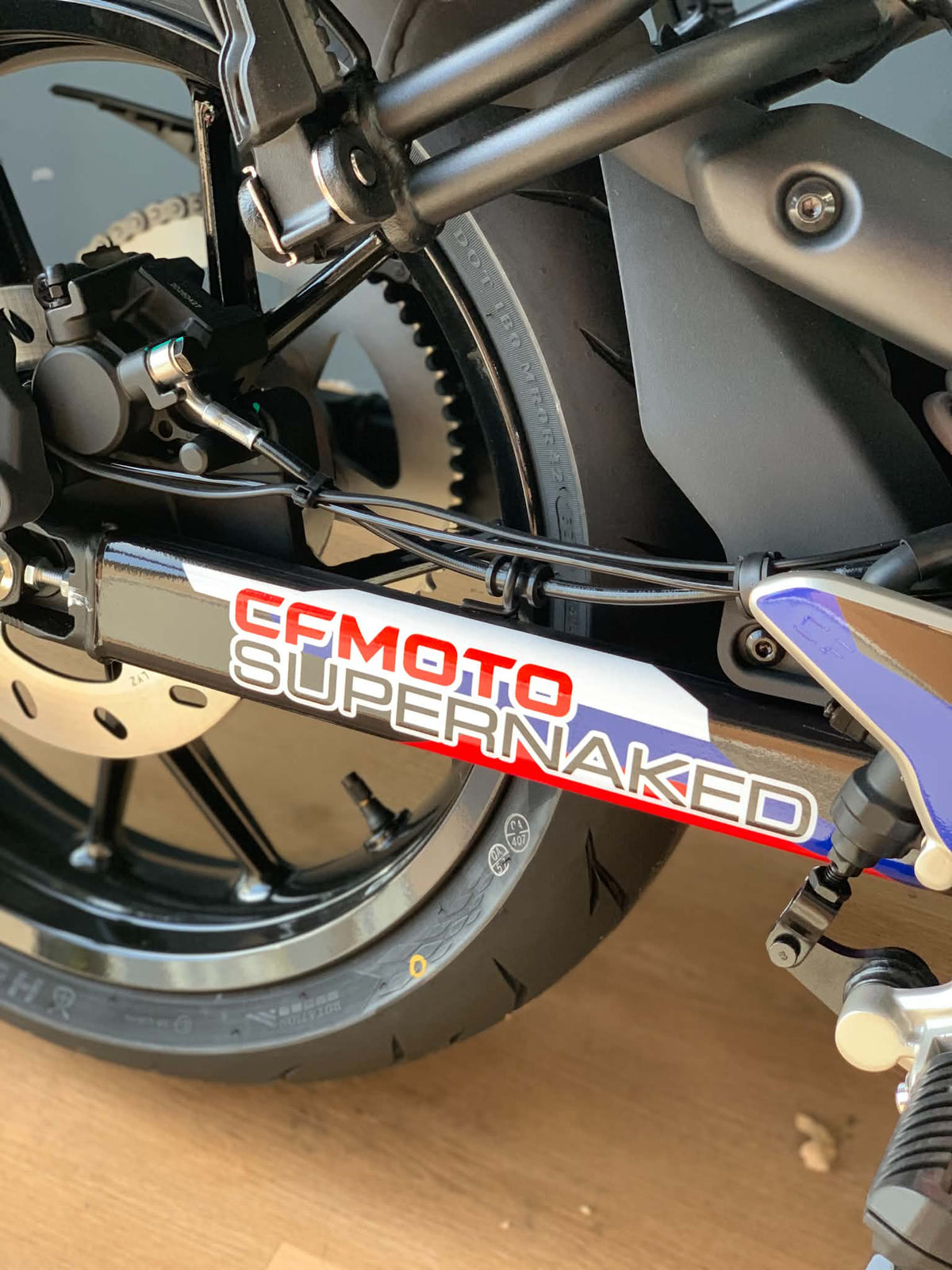 Kit déco CFMOTO 125 NK 2024+ – 8 designs Full Cover