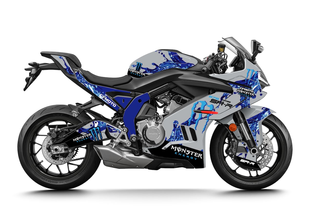 CFMOTO-MOTO-675-SR-675SRR-personnalisation-kit-deco-stickers-burn-out-design-monster-bleu-gris