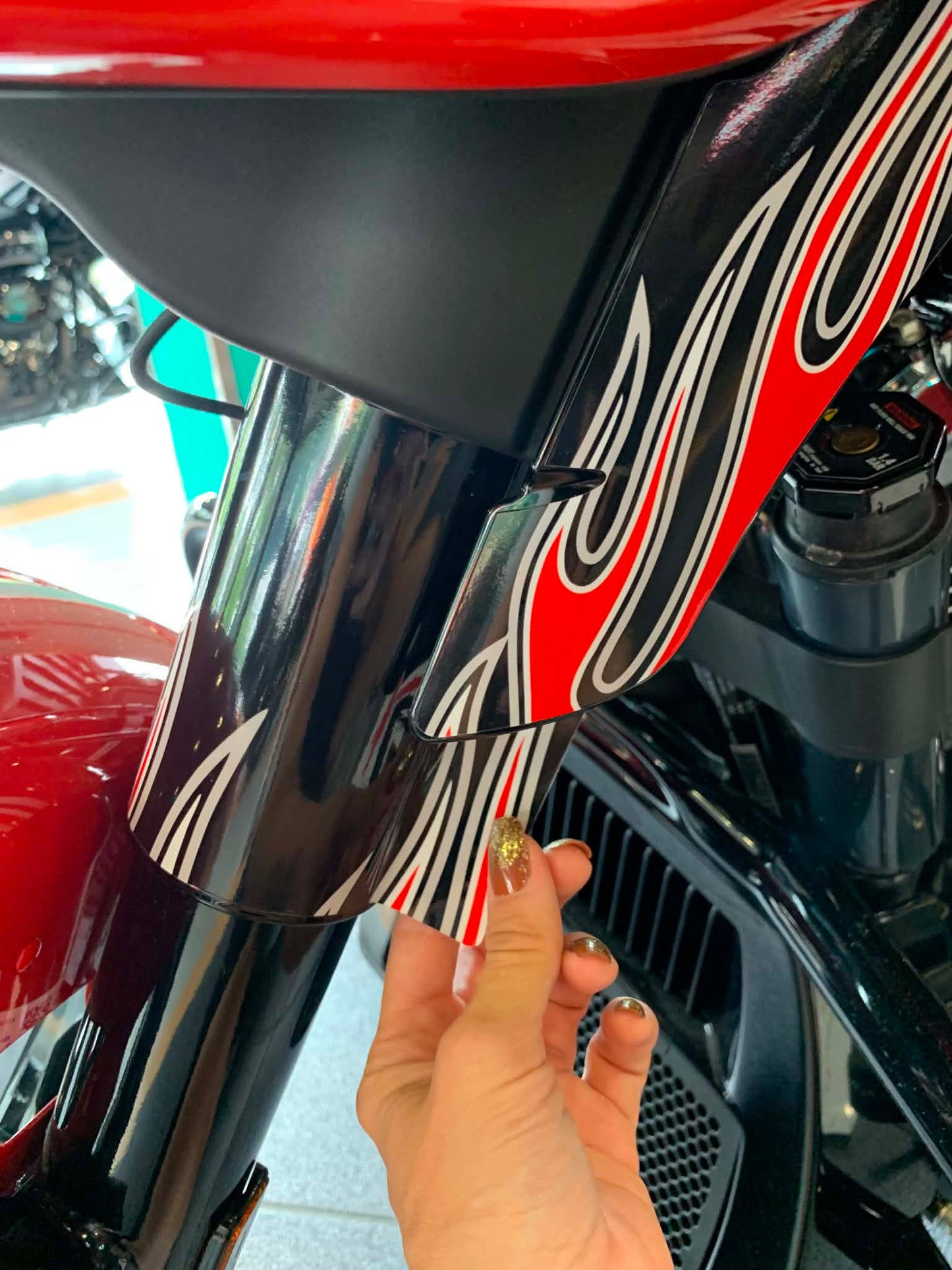 STREET GLIDE FLHX (2024+) : protections de fourches