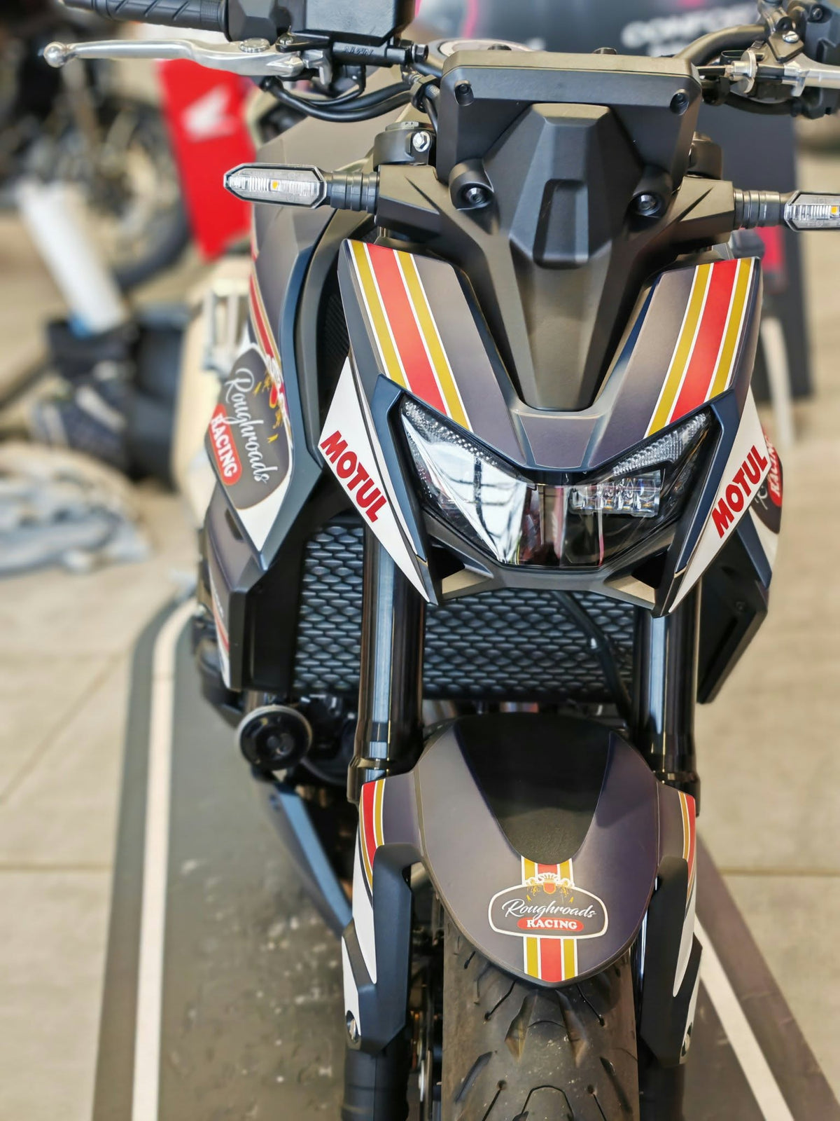 Kit déco Honda Hornet CB 750 2023–2024 – 8 graphismes