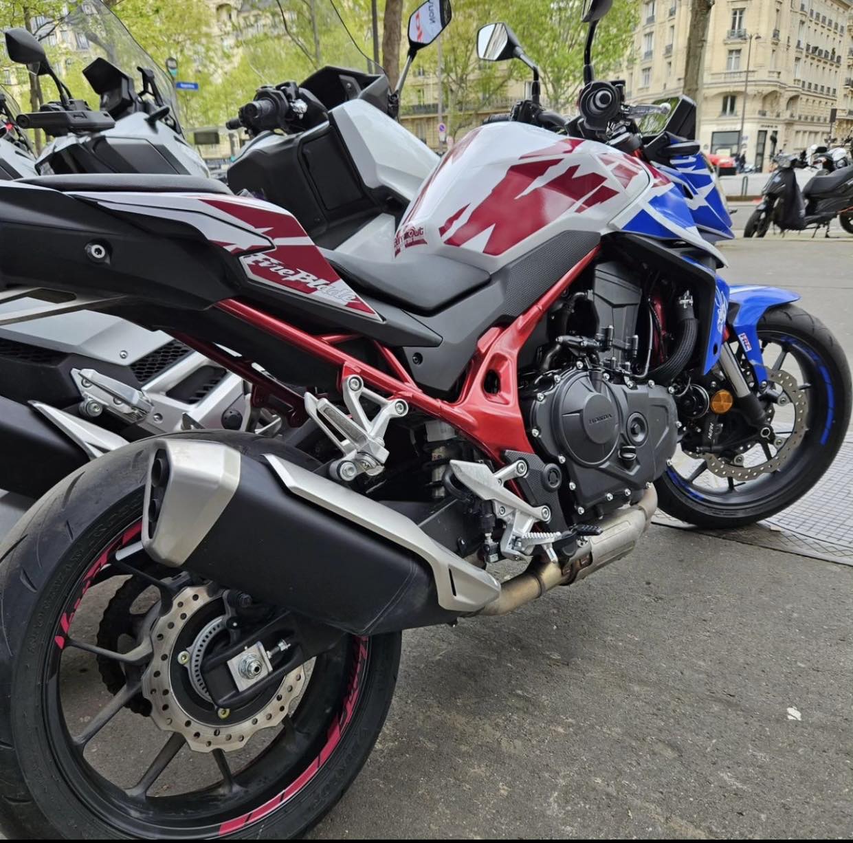 HORNET CB 750 (2023 - 2024)