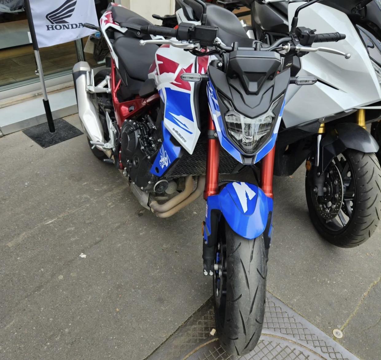 HORNET CB 750 (2023 - 2024)