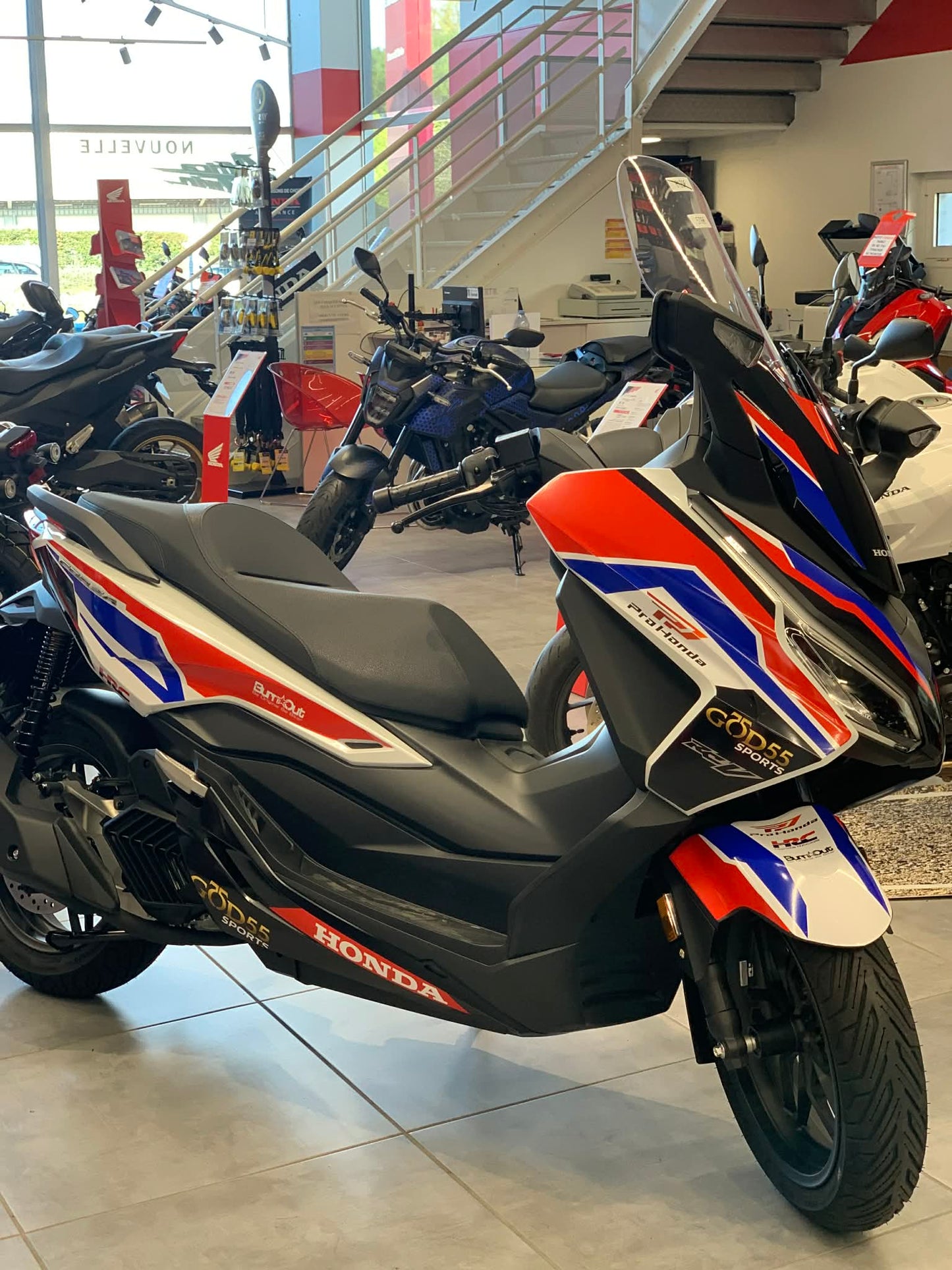 FORZA 125 / 350 (à partir de 2023 +)
