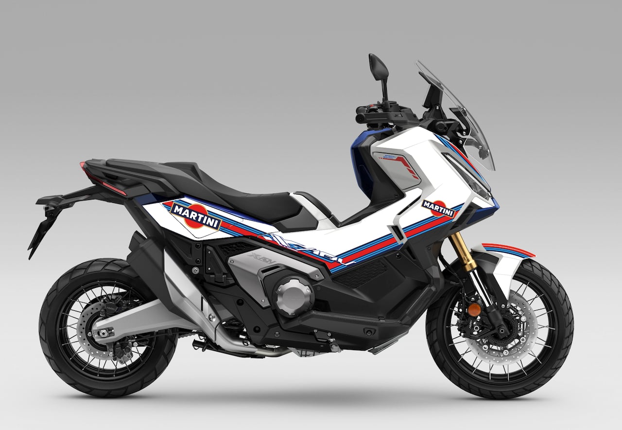 HONDA-SCCOTER-XADV-ADV-750-Personnalisation-kit-deco-stickers-burn-out-design-martini-blanc