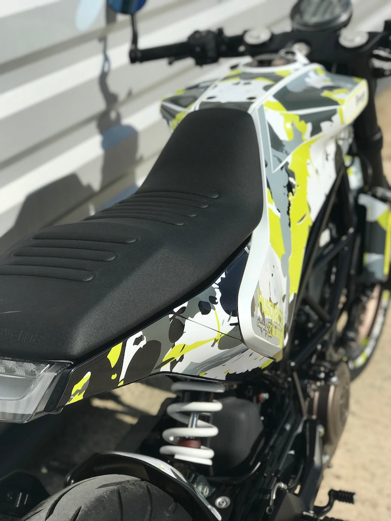 Déco "DYNAMIK" FULL  pour Moto VITPILEN  / SVARTPILEN  401 (2017 à 2023)     )