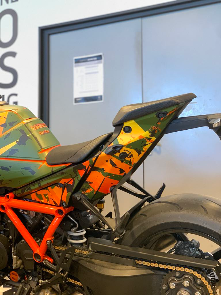 SUPER DUKE 1390 R (2024+)