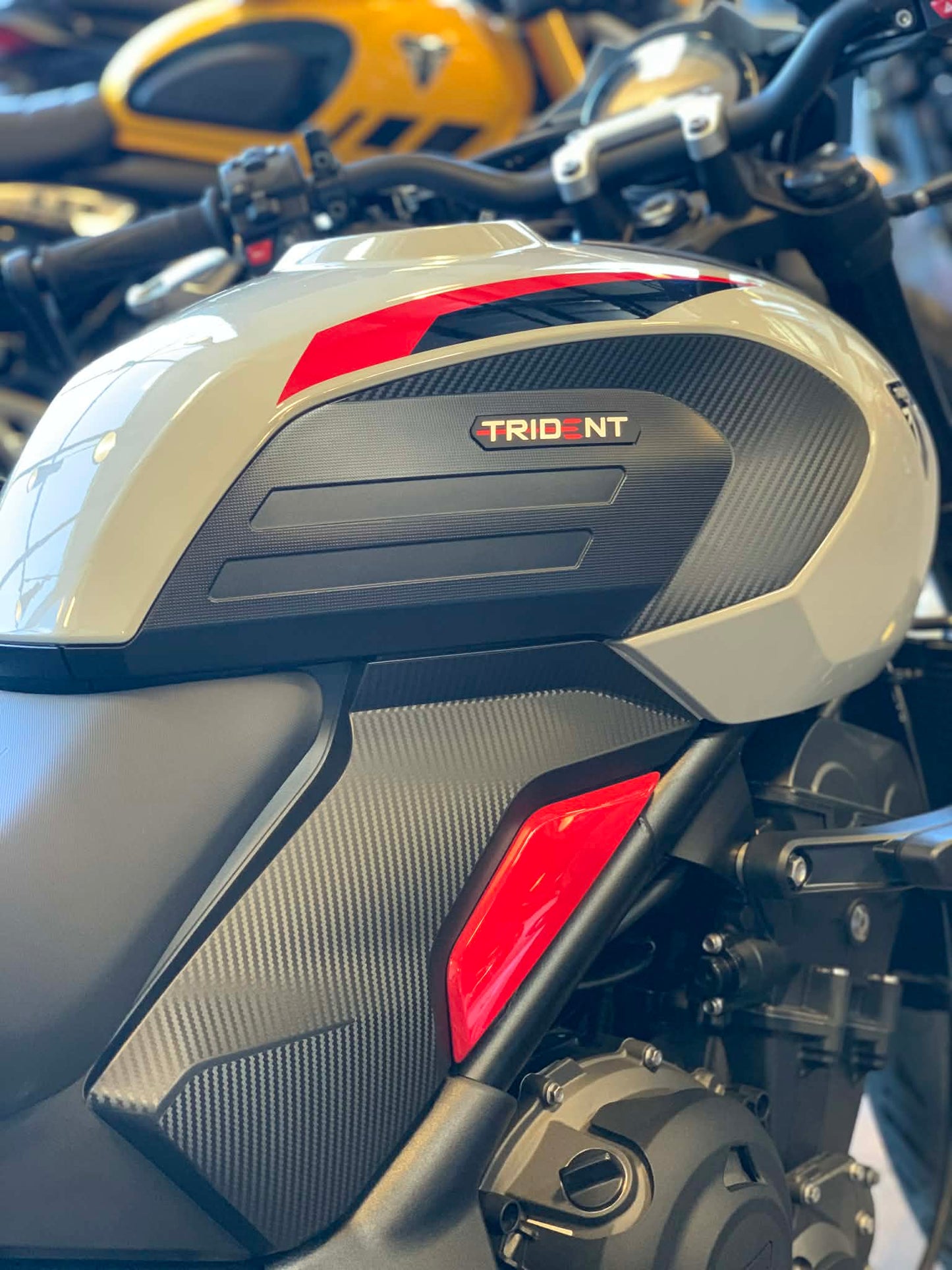 TRIDENT 800 (2026+)
