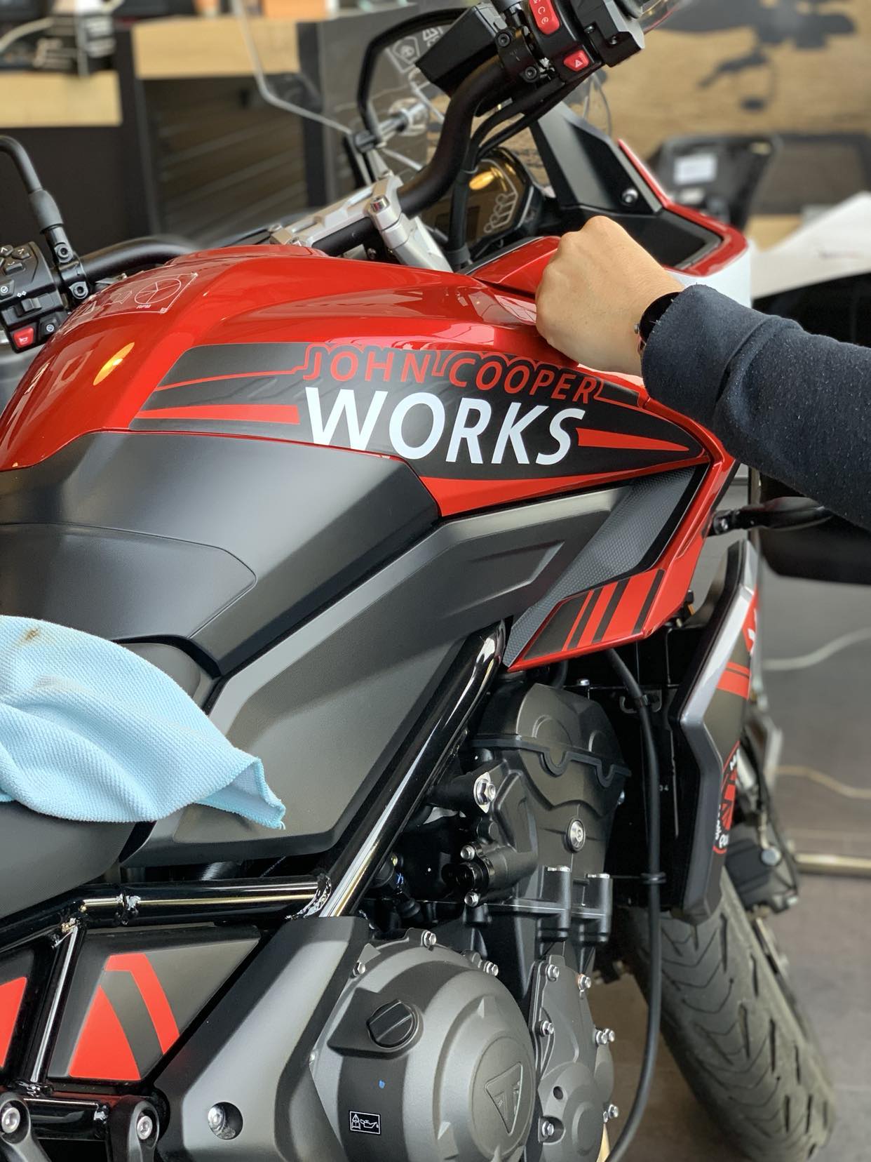 TRIUMPH TIGER 660 SPORT