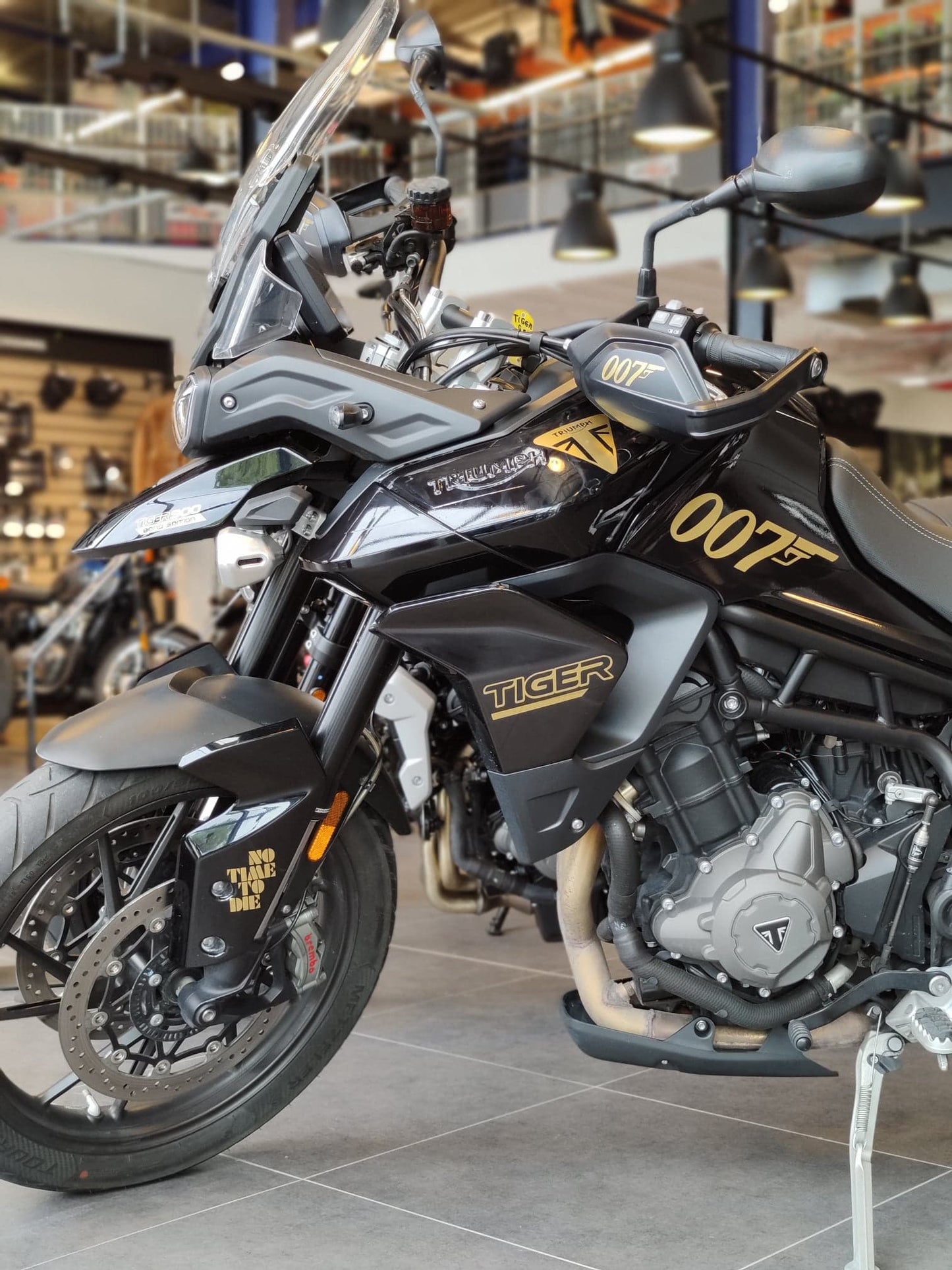 TRIUMPH TIGER 900 (--> 2023)