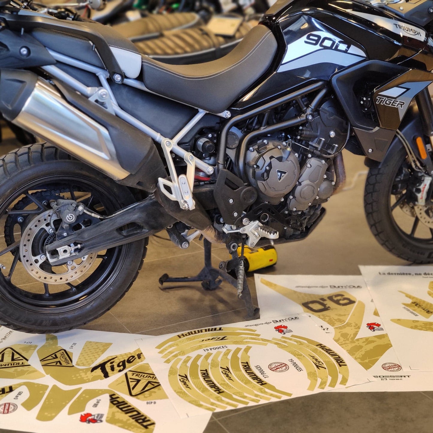 TRIUMPH TIGER 900 (--> 2023)