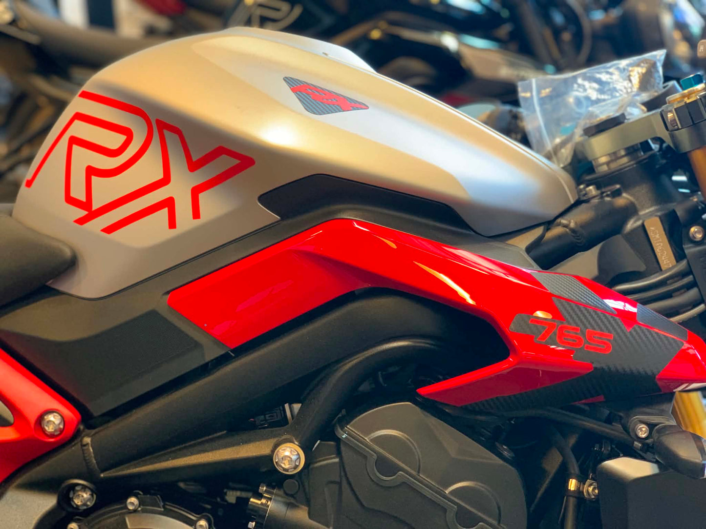 Kit Stickers Recouvrement Triumph Street Triple 765 RX 2025+