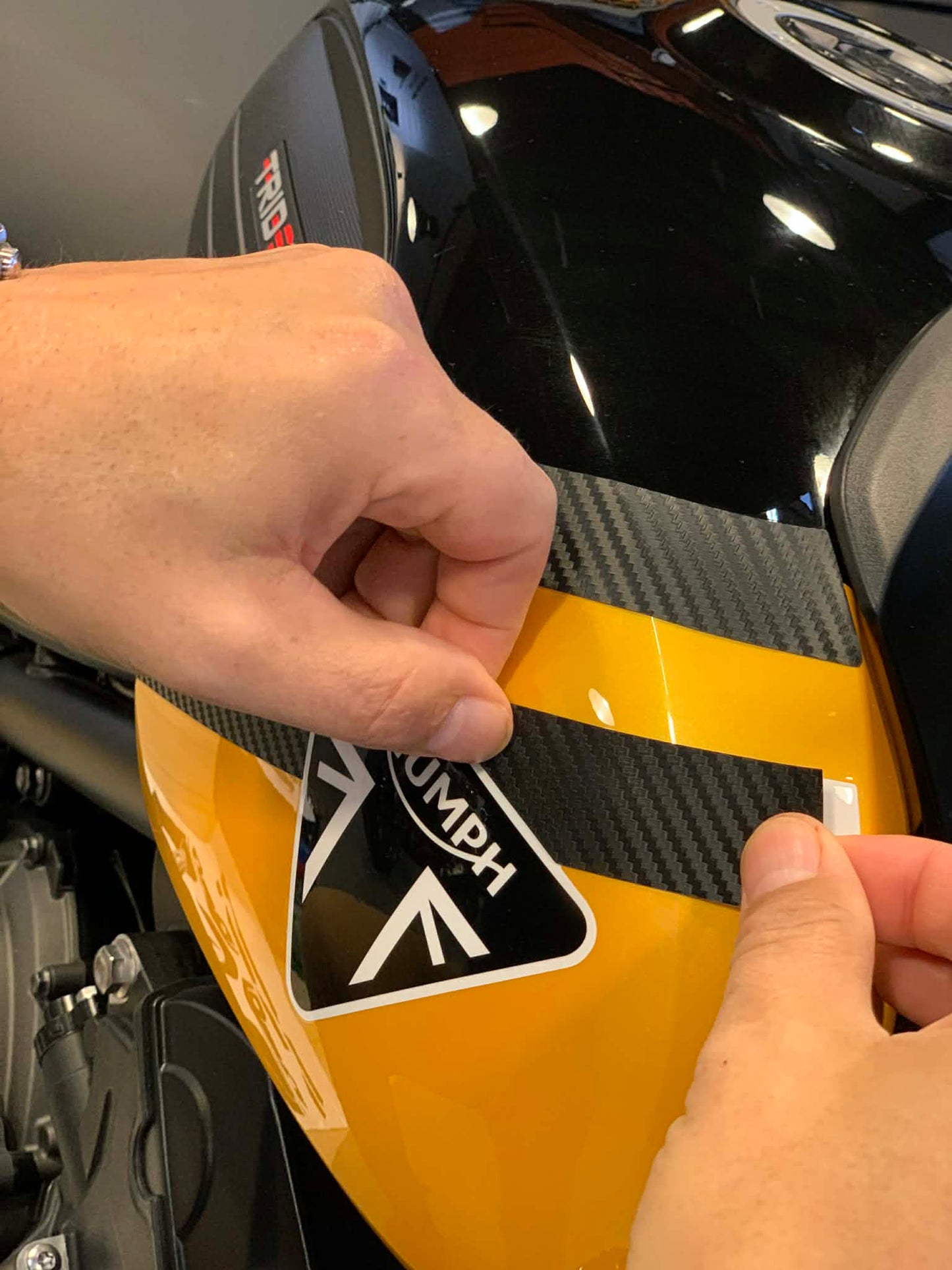 TRIUMPH TRIDENT 660  (2025 uniquement)