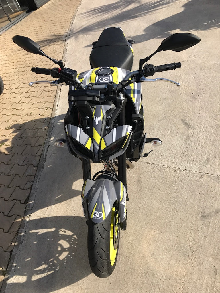 YAMAHA MT09  (2014 ou 2017)