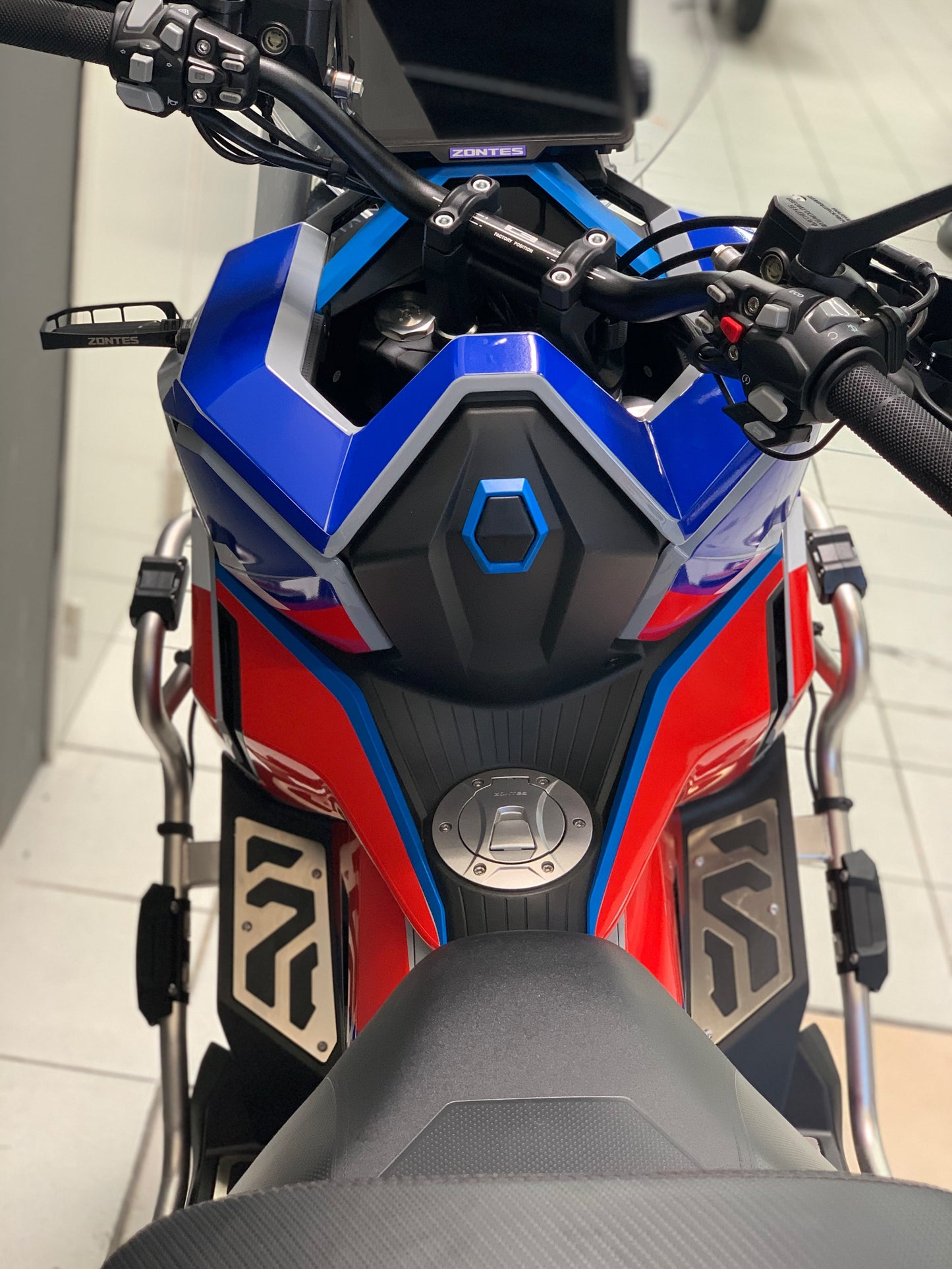 Kit Déco Stickers Scooter Zontes 368 G — Burn-Out-Design