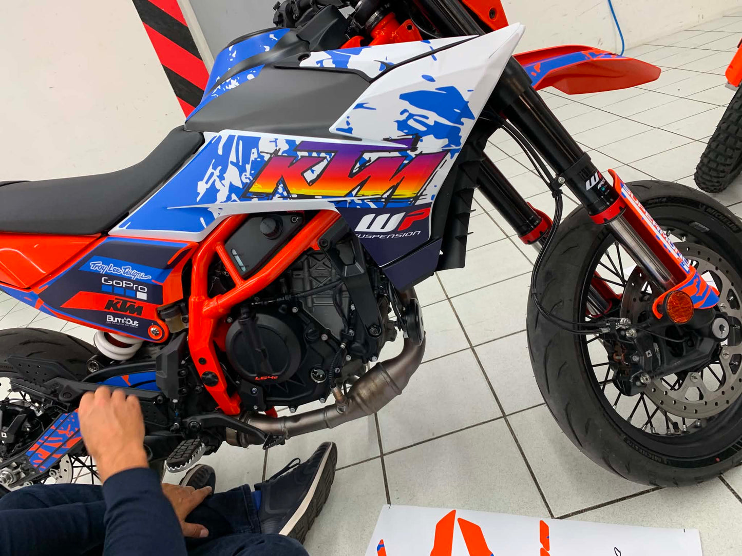 125 / 390 ENDURO R (2025+)