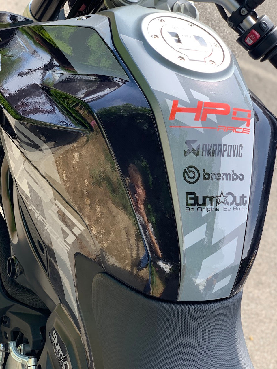 F900R (2020 ou 2025) FULL