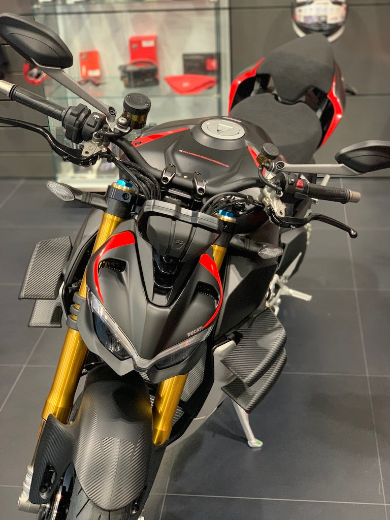 STREETFIGHTER V4 (2020 +)