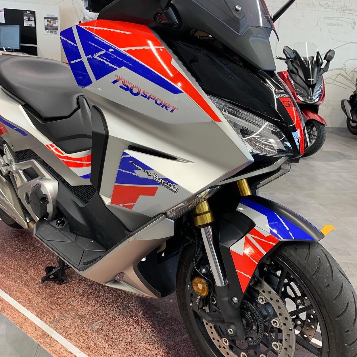 FORZA 750 (2023 à 2024))