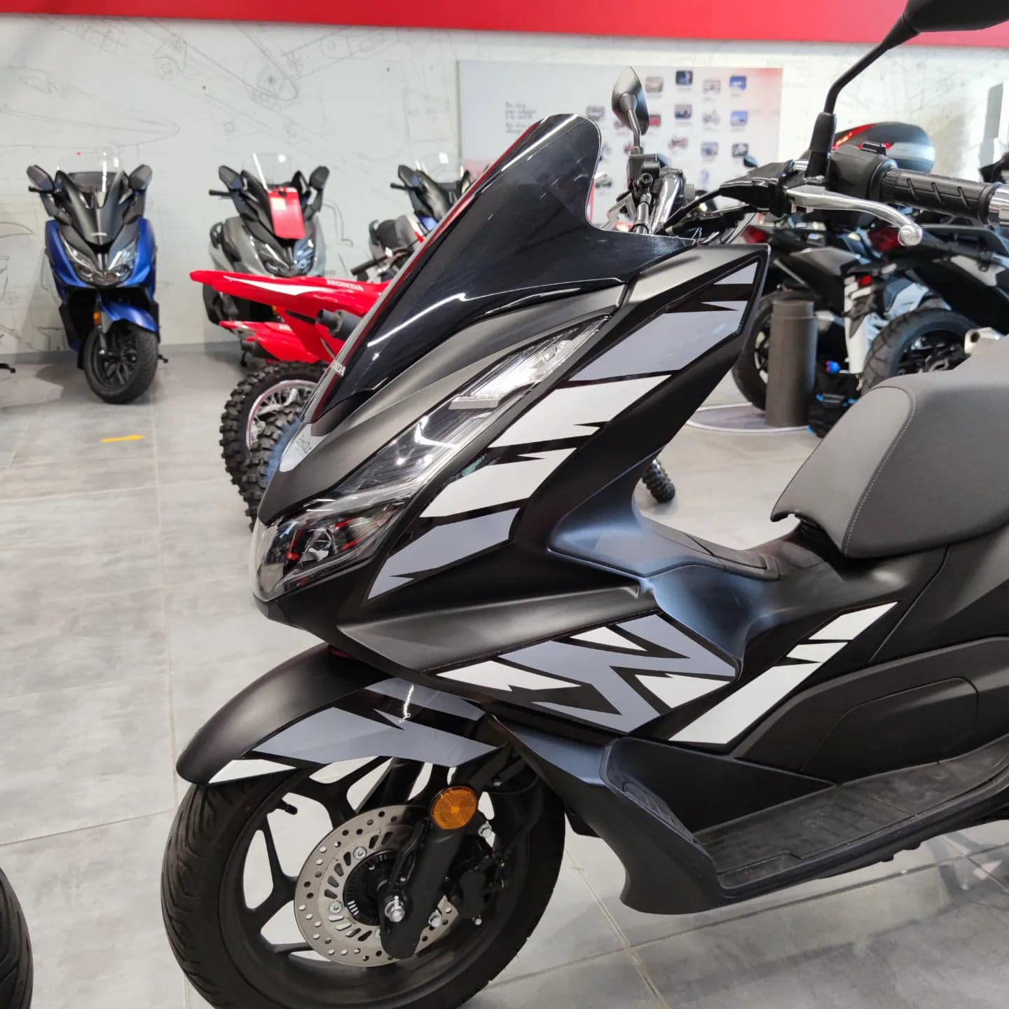 PCX 125