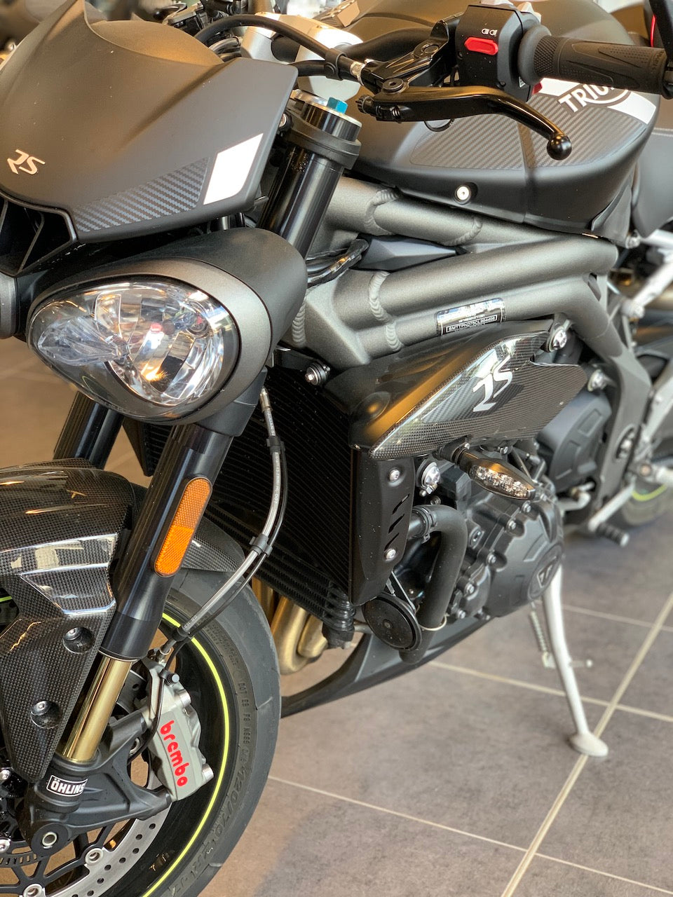 Décoration Moto Résine Protections Réservoir Moto Triumph Speed Triple 2016-2020 - Autocollants 3D Rouge - Lot De 2 Stickers Résine Protection Décoration Moto Résine Protections Réservoir Moto Triumph Speed Triple 2016-2020 - Autocollants 3D Rouge - Lot De 2 Stickers Résine Protection