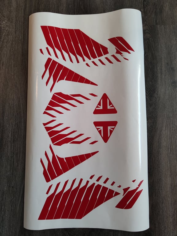 TRIUMPH STREET TRIPLE RS - 2022 (avec les hachures)